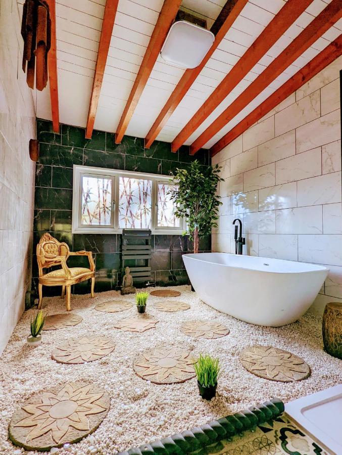 Villa Kaoglen Zen-Feature Bath-Dunkeld-Route 500 Balnald Exterior foto