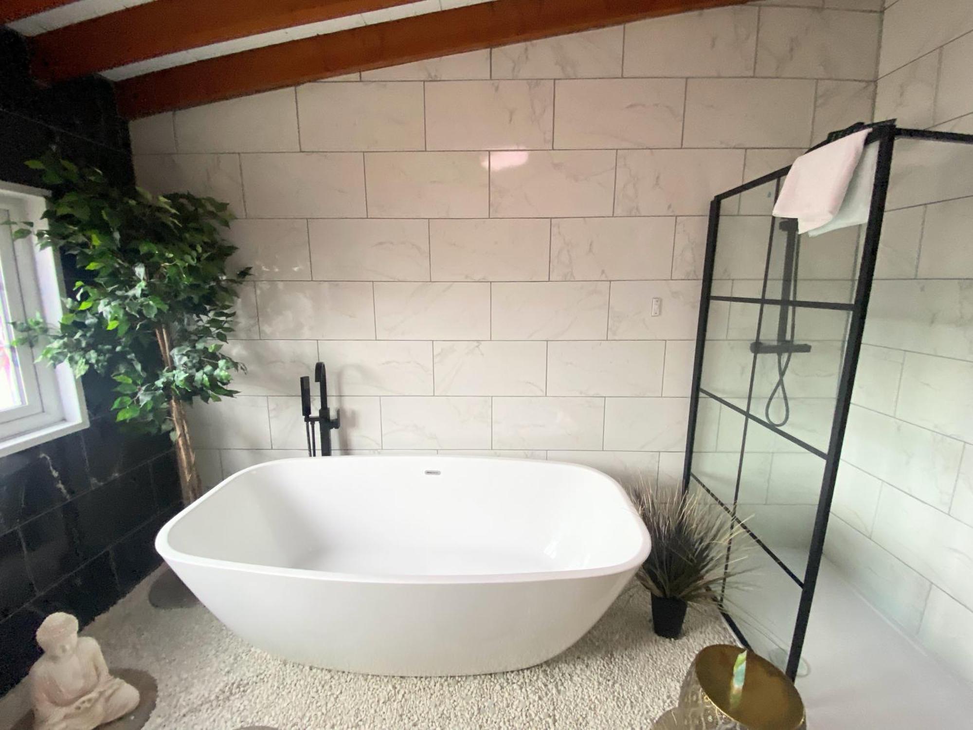 Villa Kaoglen Zen-Feature Bath-Dunkeld-Route 500 Balnald Exterior foto