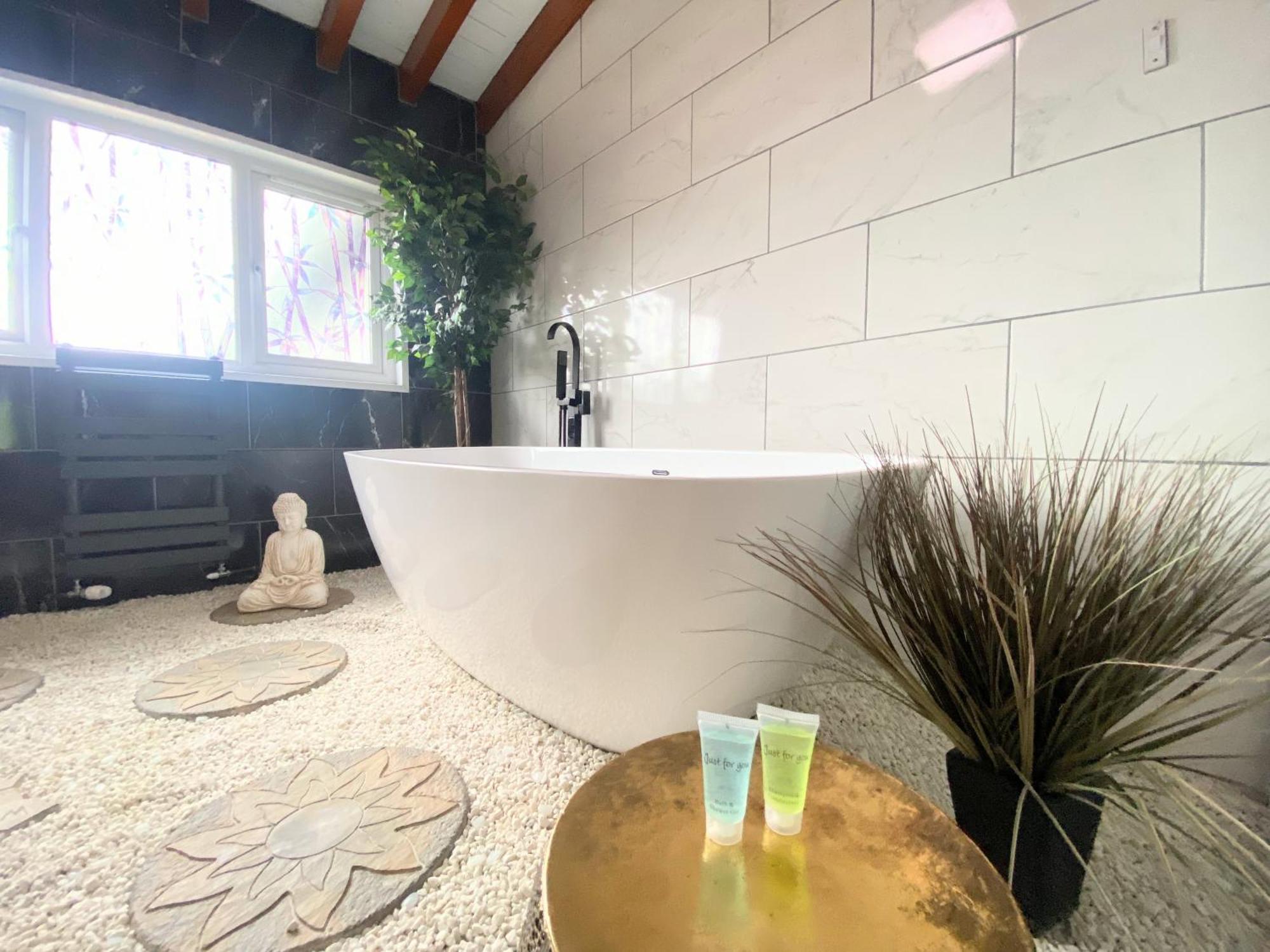 Villa Kaoglen Zen-Feature Bath-Dunkeld-Route 500 Balnald Exterior foto
